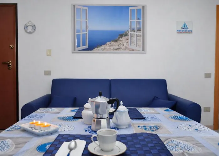 Monica House Вилласимиус